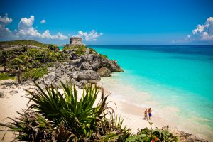 Mexique tourisme voyage plage temple couple